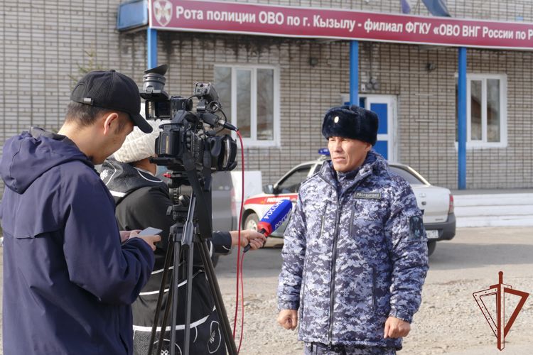 В Сибири отметили годовщину образования вневедомственной охраны Росгвардии
